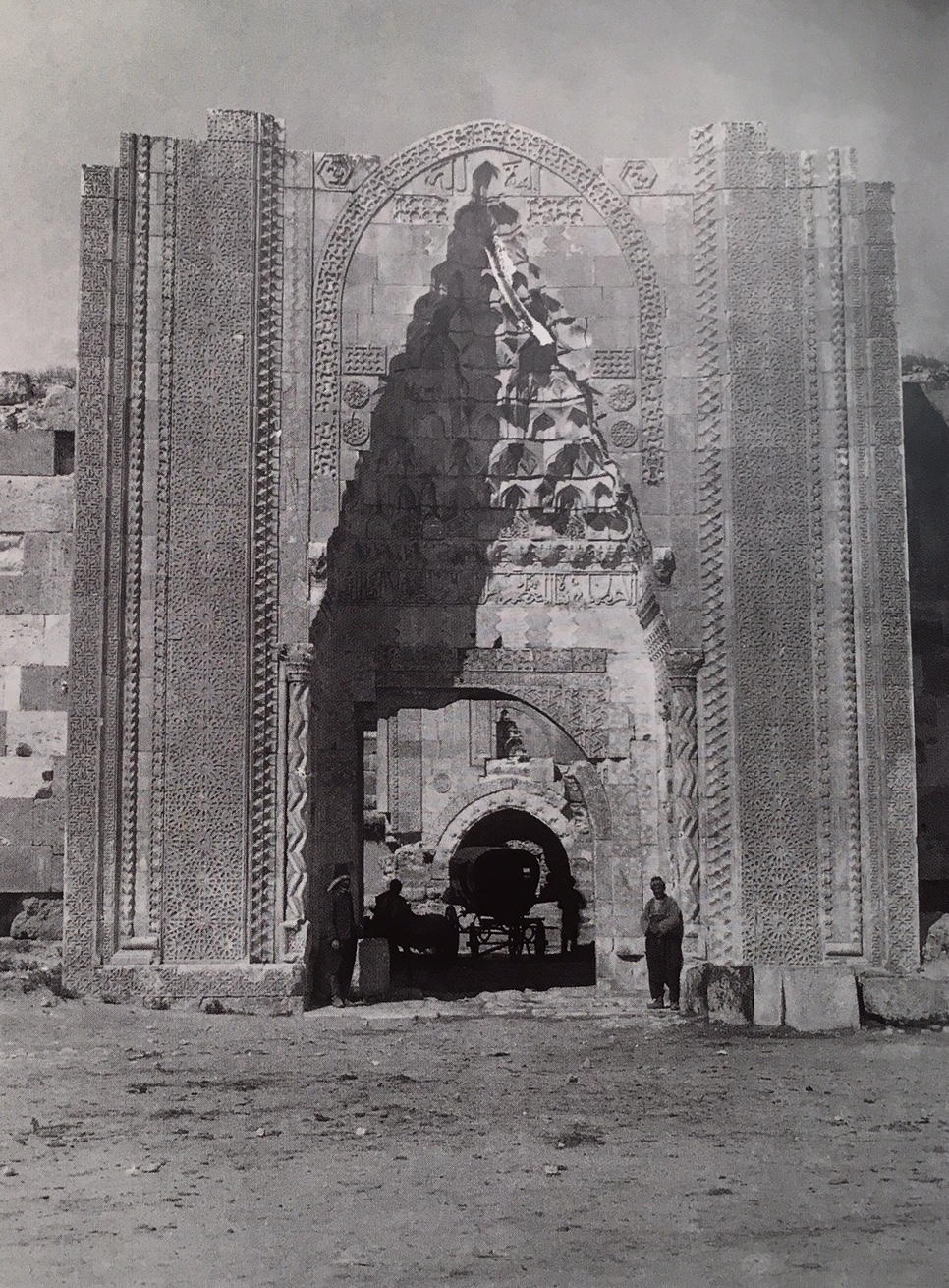 Tower Block - HD Wallpaper 