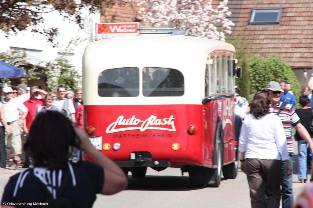 Commercial Vehicle - HD Wallpaper 