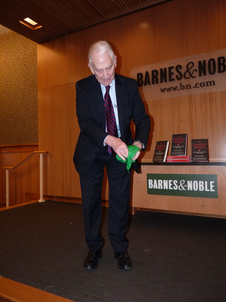 Businessperson - HD Wallpaper 