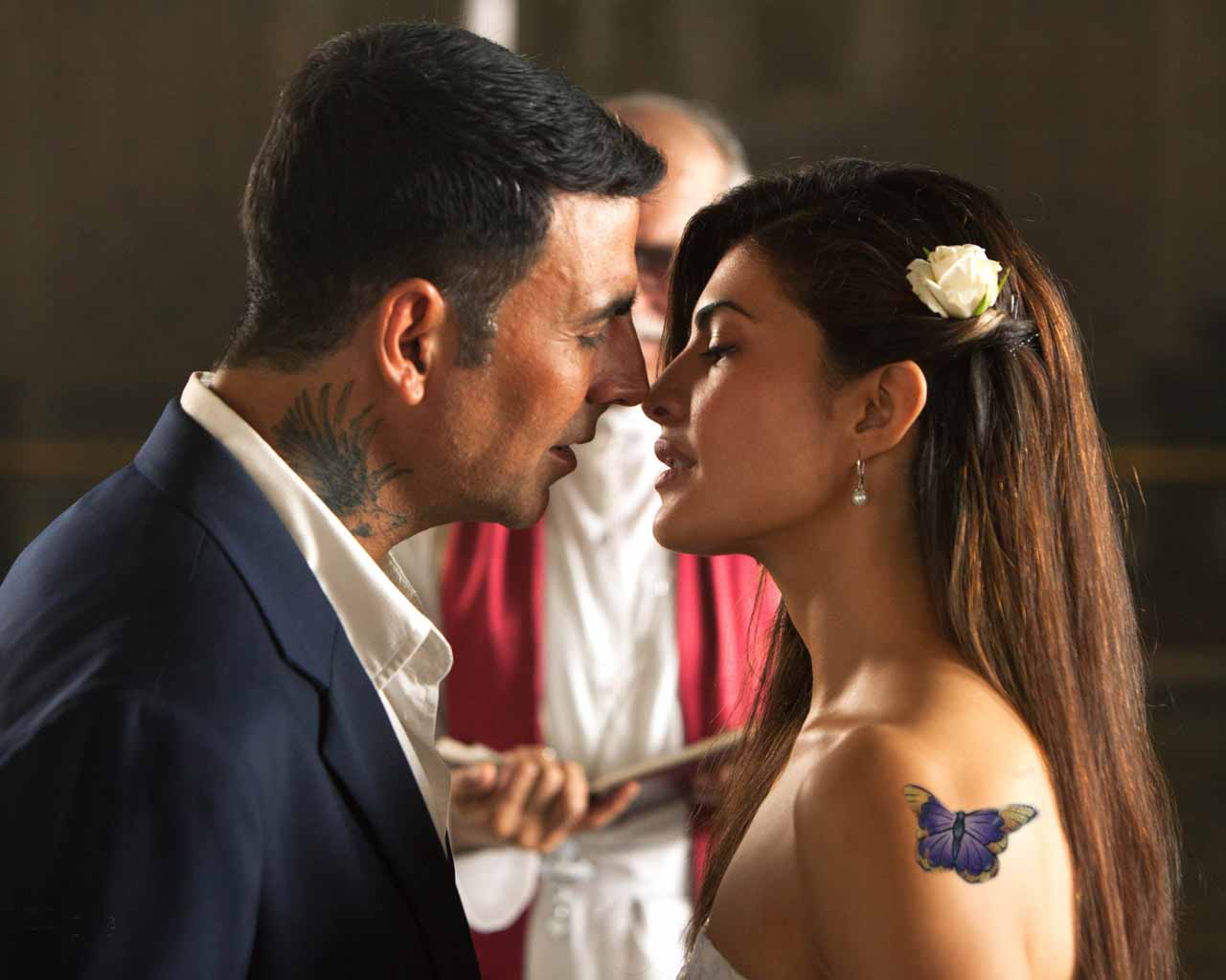Brothers Akshay And Jacqueline Hot Kiss Real Leaked - Akshay And Jacqueline In Brother Movie - HD Wallpaper 
