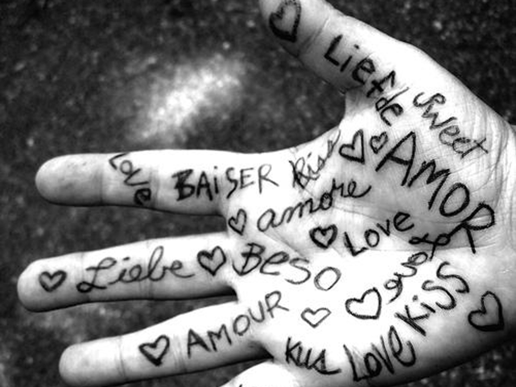 Love, Kiss, And Hand Image - Monochrome - HD Wallpaper 