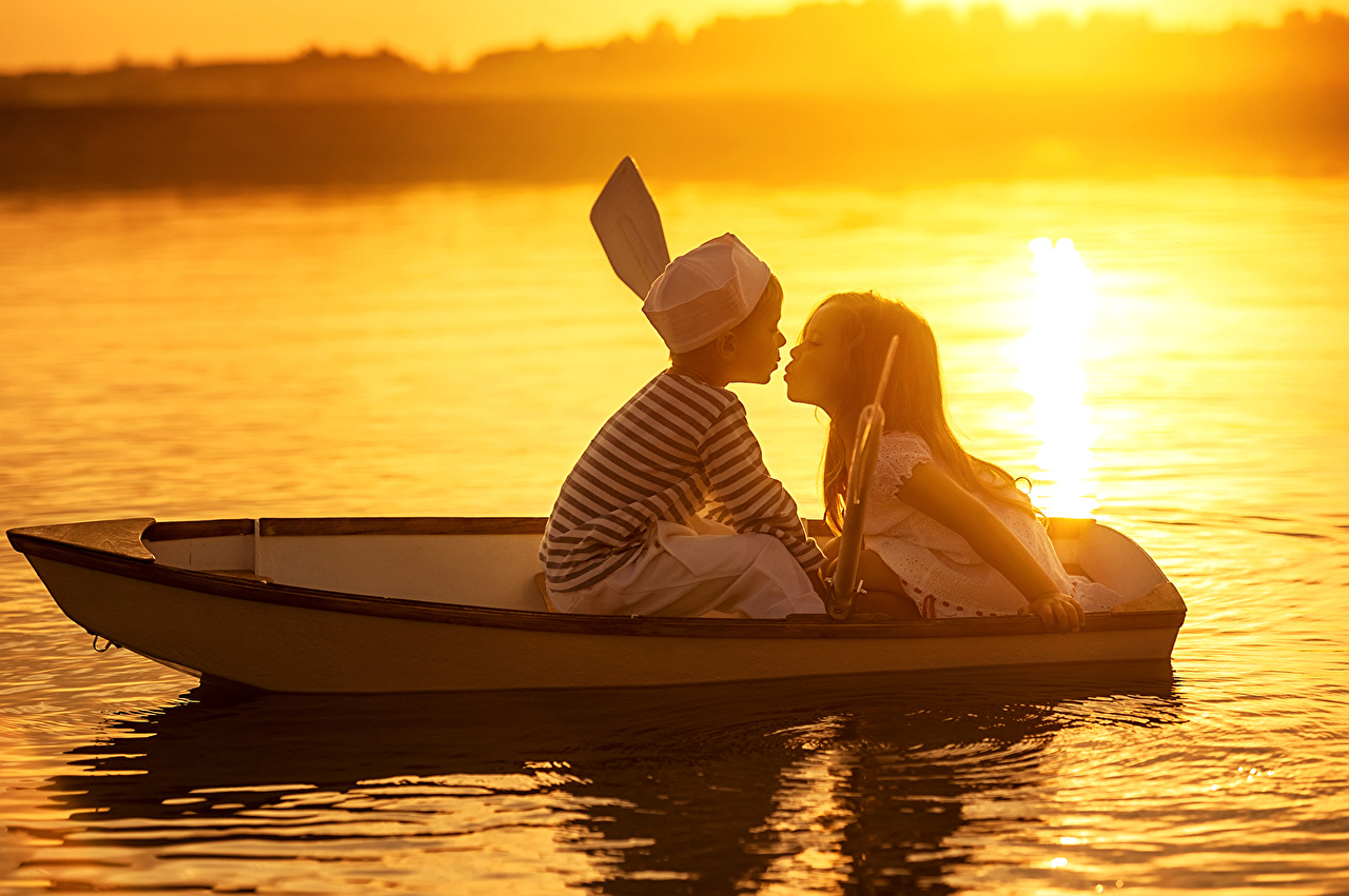 Kiss Wallpaper Hd - Don T Have Words To Express My Love For You - HD Wallpaper 
