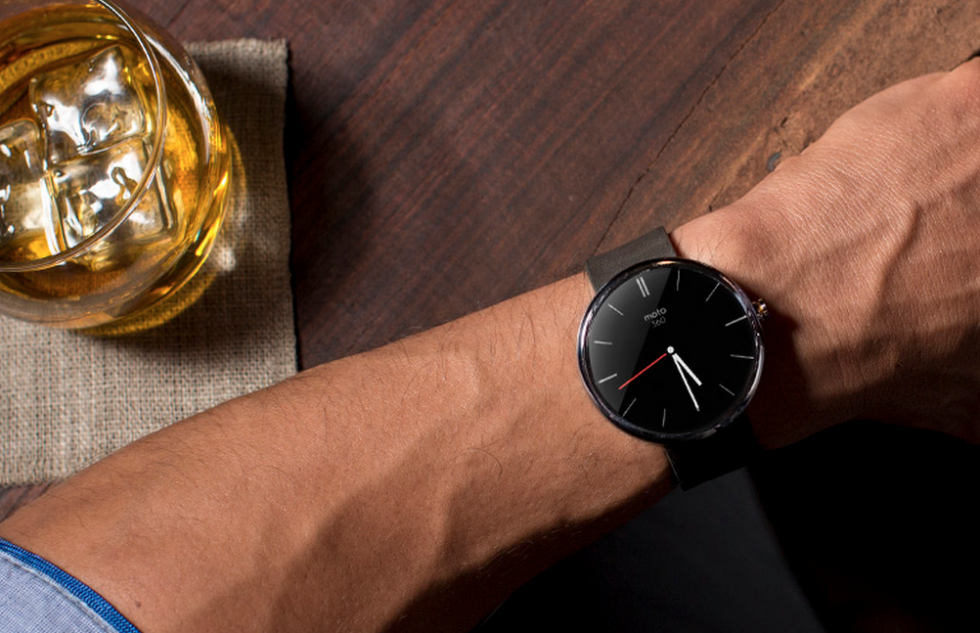 Moto 360 Watch Faces Basic - HD Wallpaper 