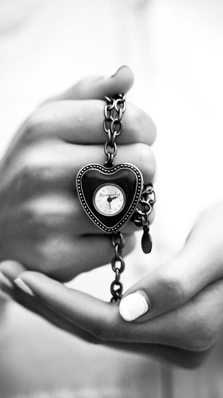 Clock, Heart, And Wallpaper Image Chain 720x1280 Wallpaper teahub.io