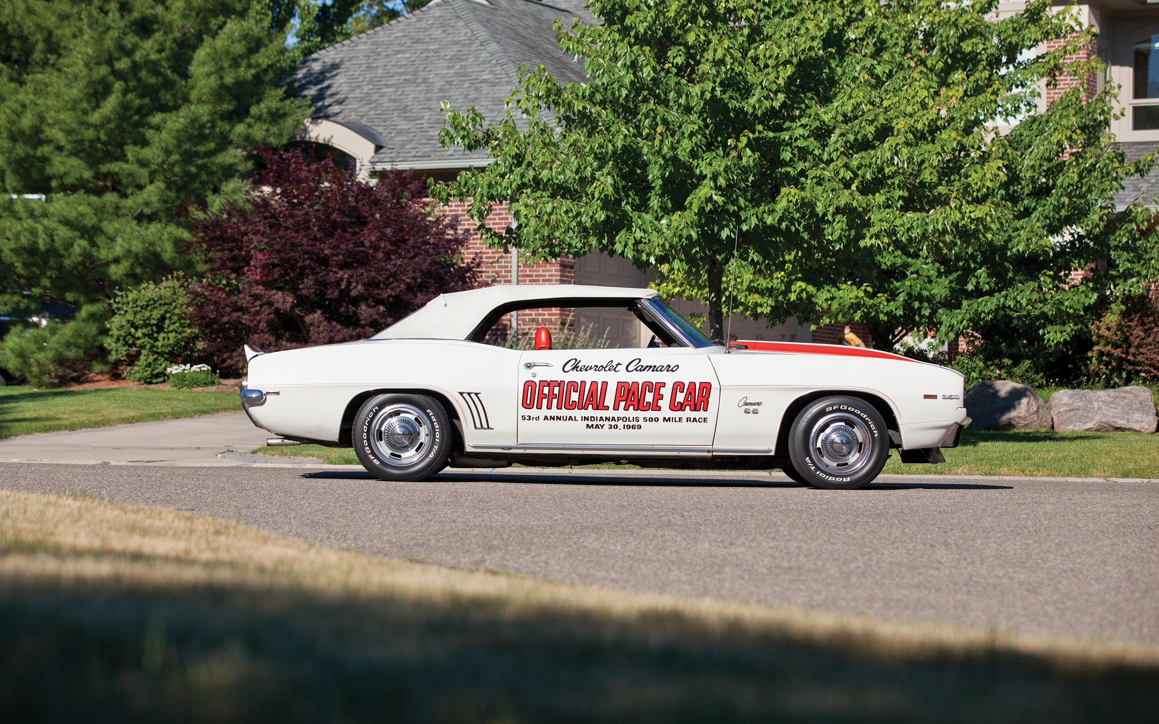 1969 Camaro Pace Car - HD Wallpaper 