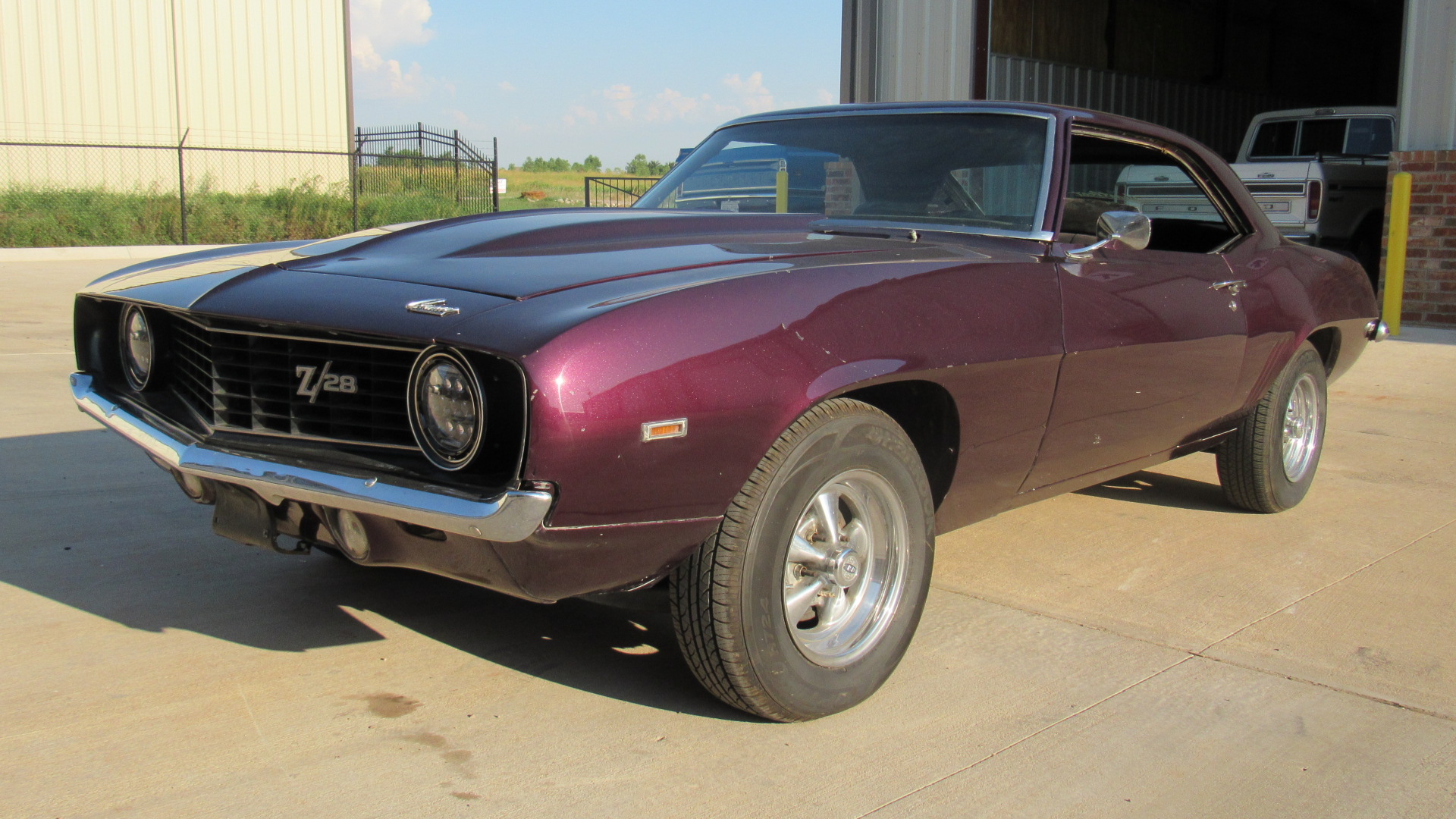 Antique Car - HD Wallpaper 