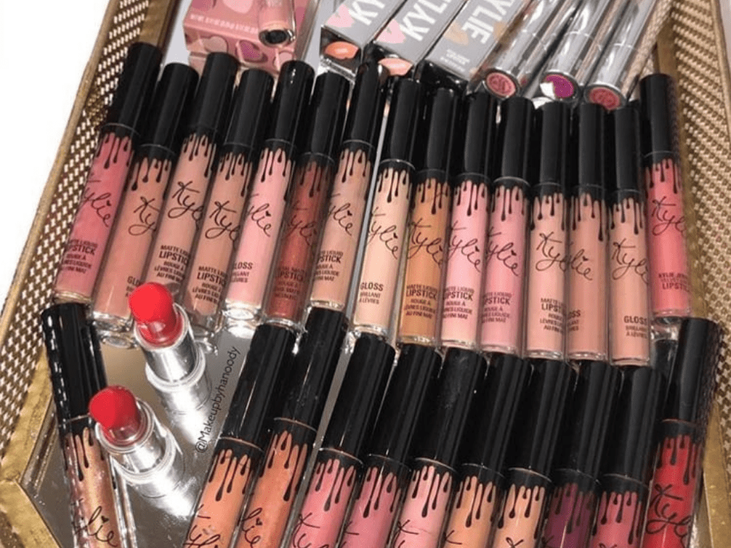 Lip Gloss - HD Wallpaper 