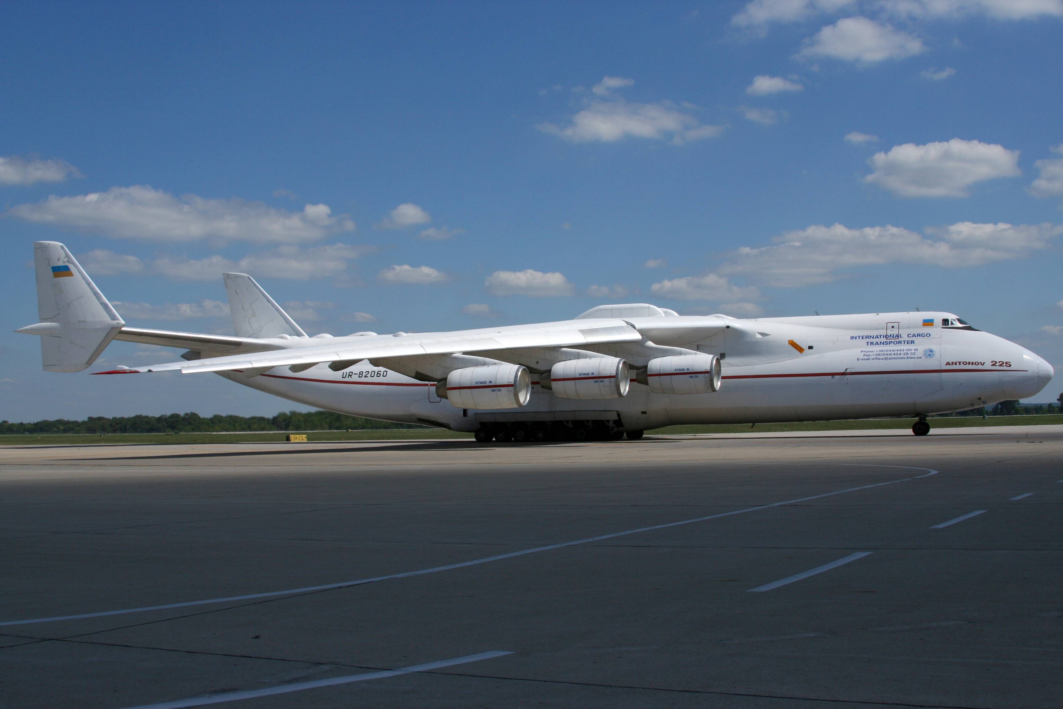 Antonov An-225 Mriya - HD Wallpaper 