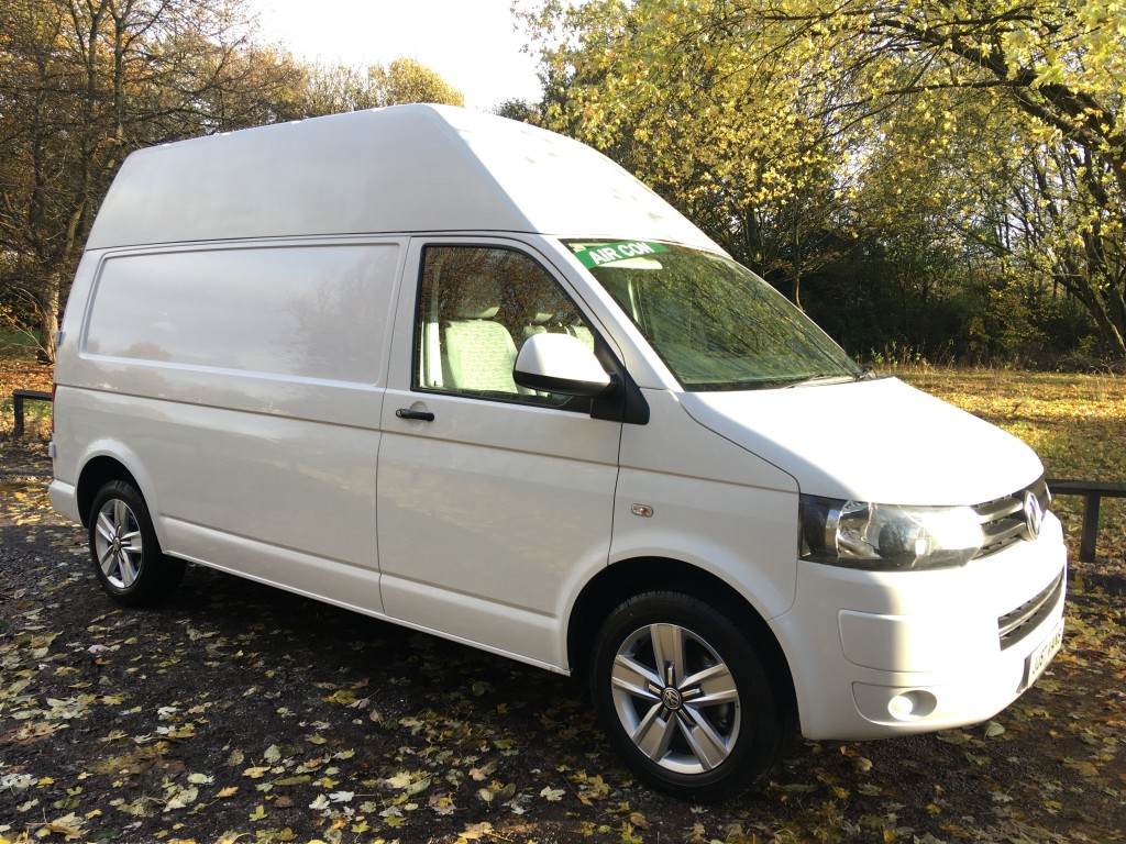 Volkswagen Transporter Lwb H/r - Volkswagen Transporter - HD Wallpaper 