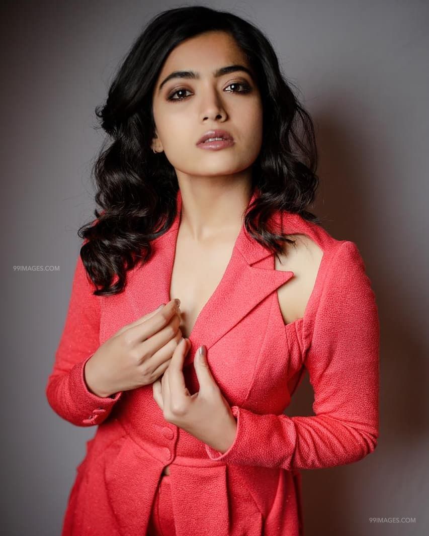 Rashmika Mandanna Beautiful Hd Photos & Mobile Wallpapers - Rashmika Mandanna Sexy - HD Wallpaper 