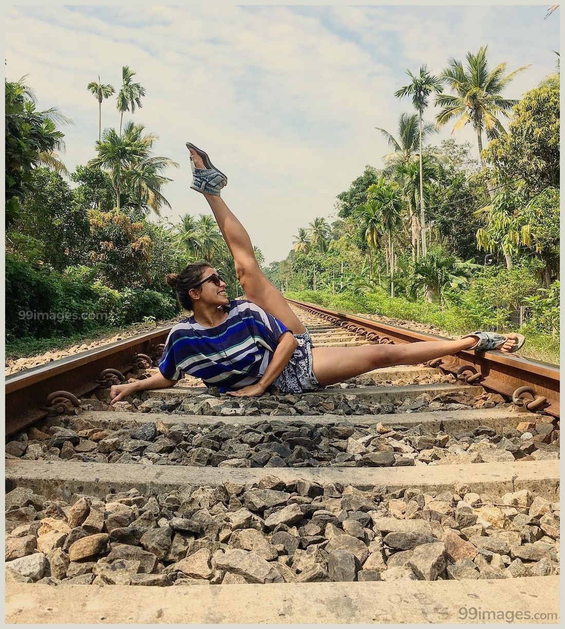 Mobile Phone - HD Wallpaper 