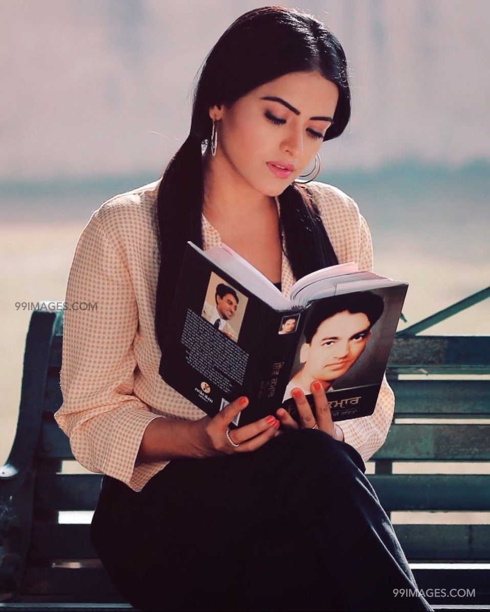 Simi Chahal - HD Wallpaper 