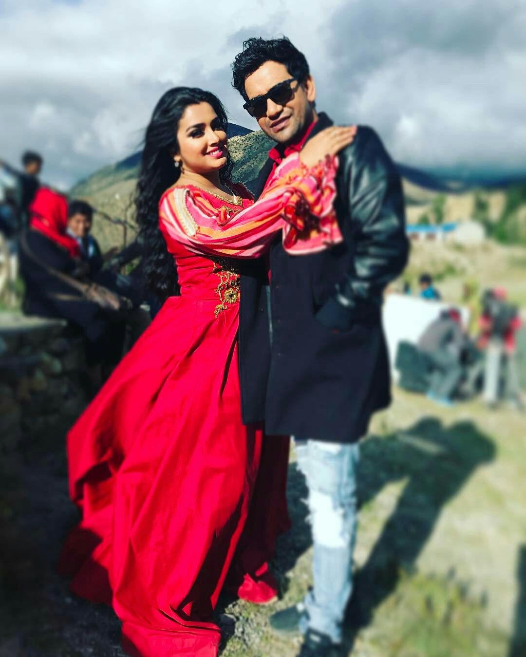 Dinesh Lal Yadav Hd - HD Wallpaper 