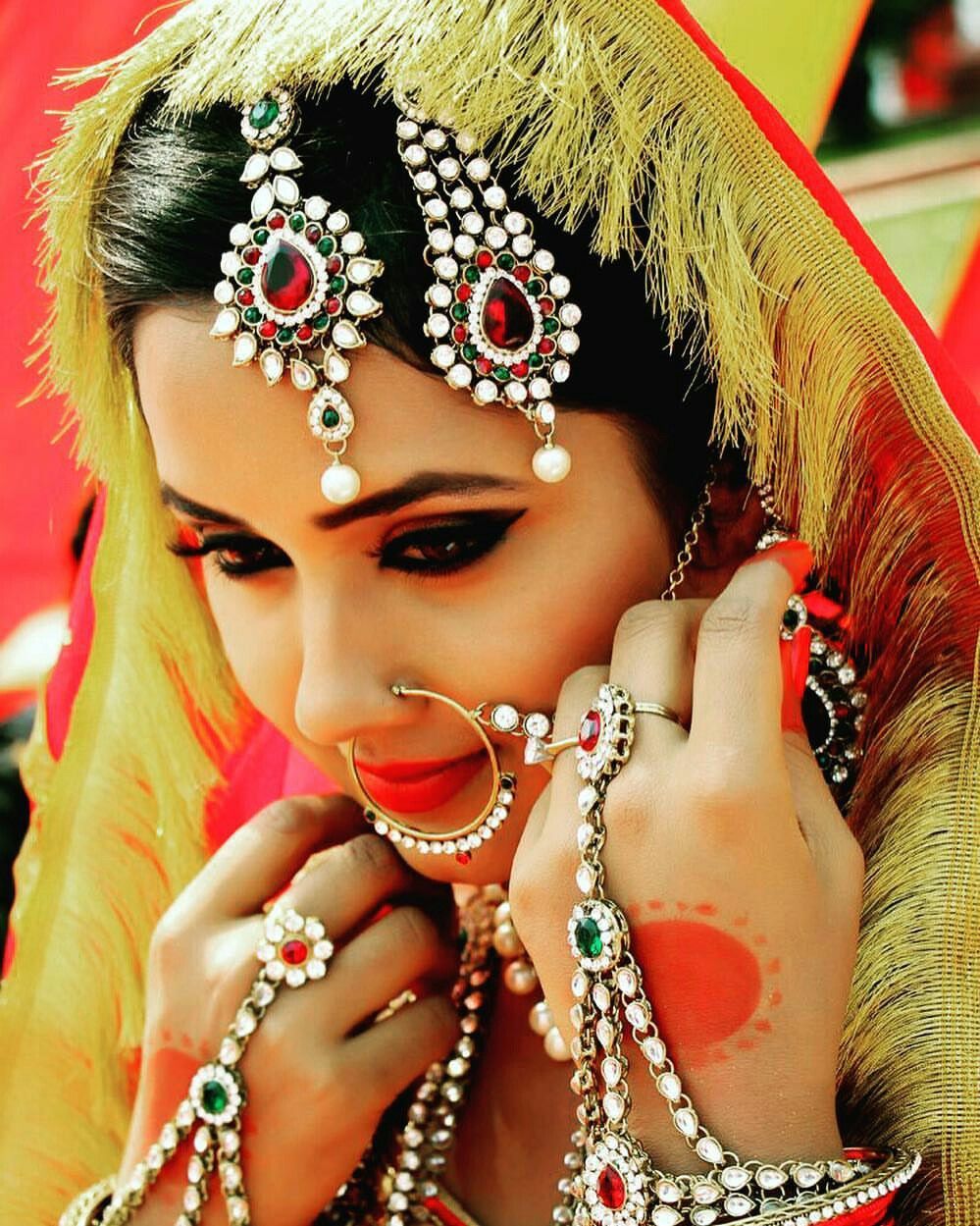 Kajal Raghwani Close - HD Wallpaper 