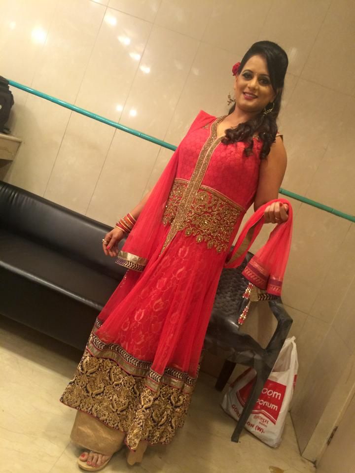 Bhojpuri Actor Sangeeta Tiwari - HD Wallpaper 