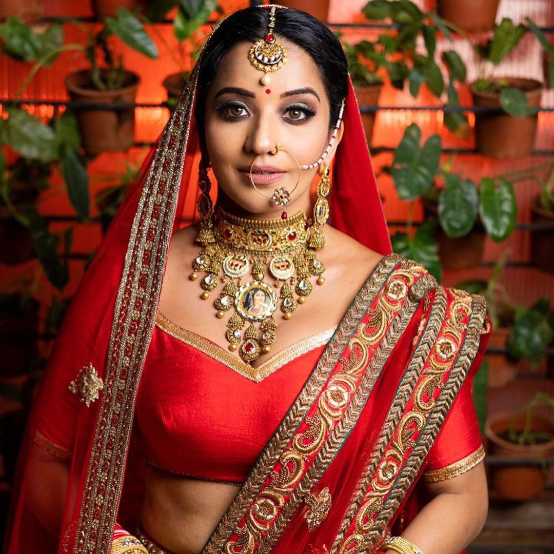 Monalisa Aka Antara Biswas - Bhojpuri Mona Lisa - 1080x1080 Wallpaper - Monalisa Aka Antara Biswas - Bhojpuri Mona Lisa - 1080x1080 Wallpaper -