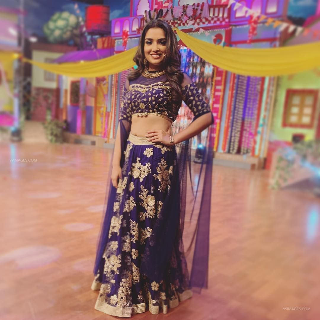 Amrapali Dubey Hot Hd Photos & Mobile Wallpapers (78404) - Amrapali Dubey Best - HD Wallpaper 