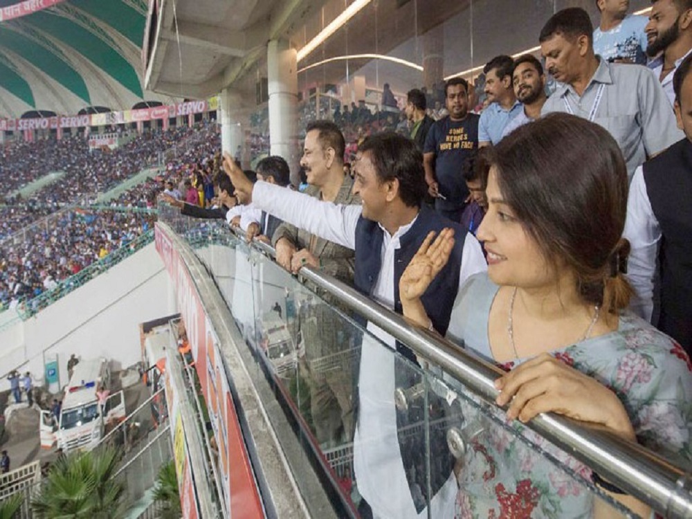 Escalator - HD Wallpaper 