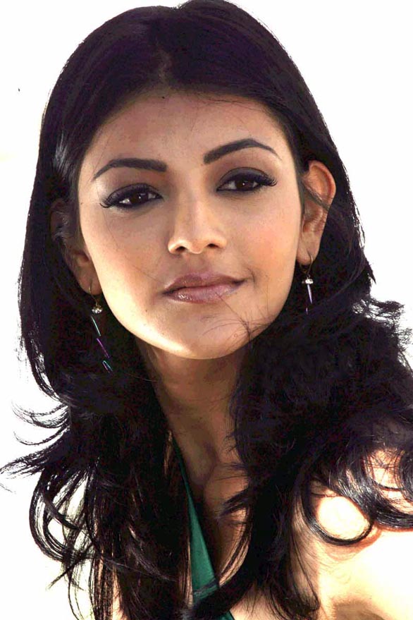 Kajal Agarwal Side Face - HD Wallpaper 