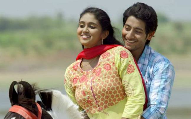 Rinku Rajguru And Akash Thosar - HD Wallpaper 