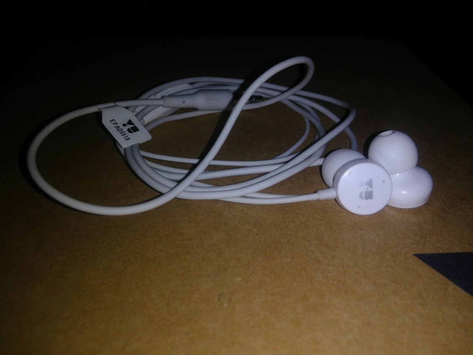 Yureka Earphone Buy Online - HD Wallpaper 