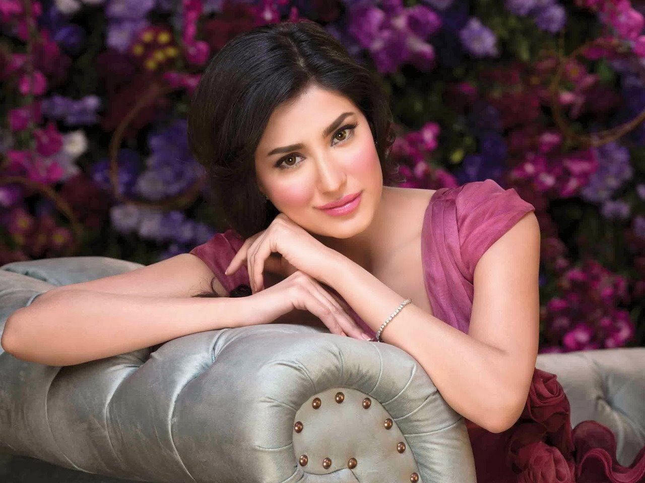 Mehwish Hayat Ki - HD Wallpaper 