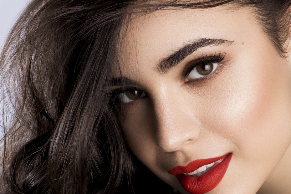 Pretty Little Liars The Perfectionists Sofia Carson - HD Wallpaper 