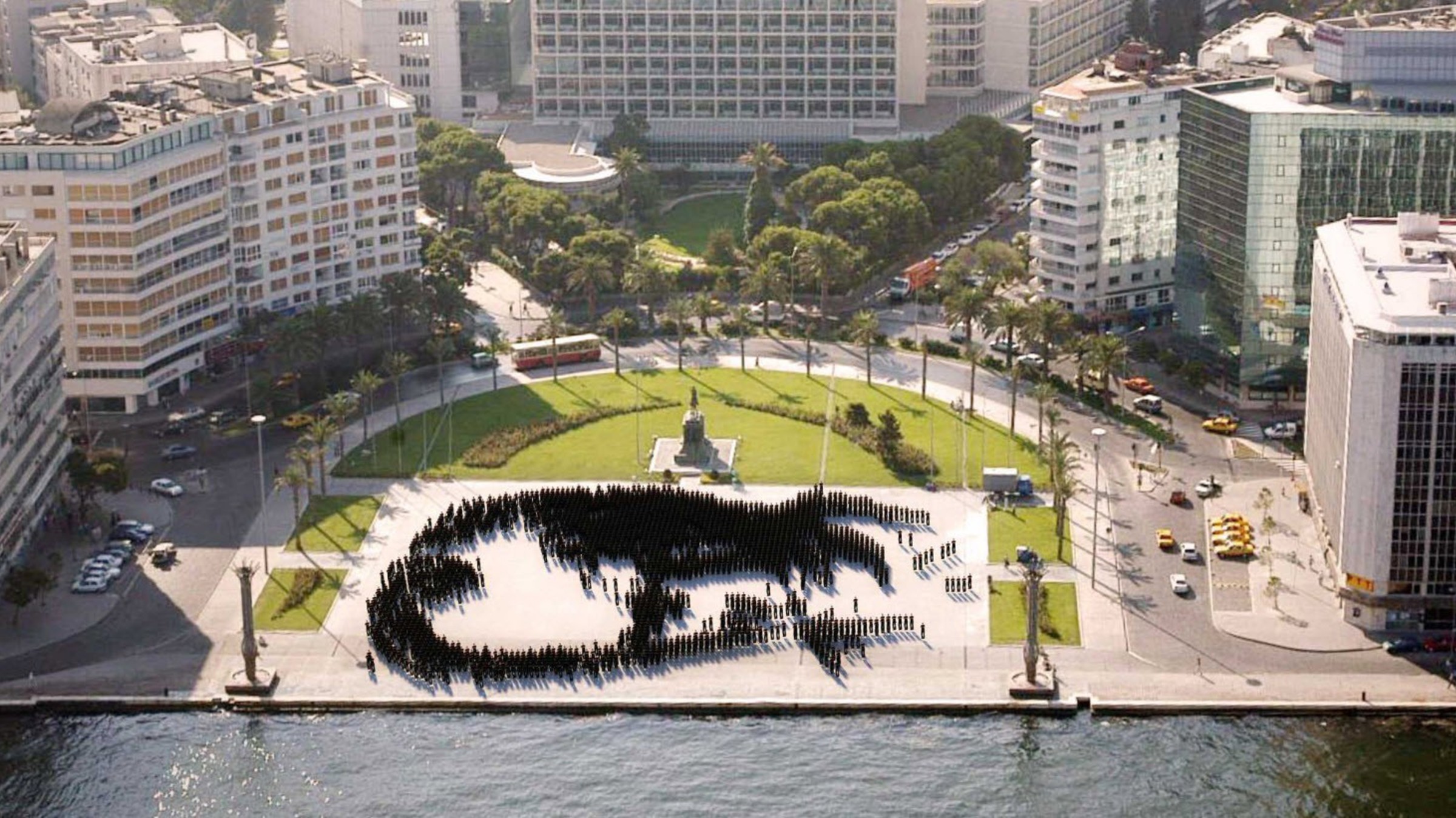 Izmir Mustafa Kemal Atatürk - HD Wallpaper 