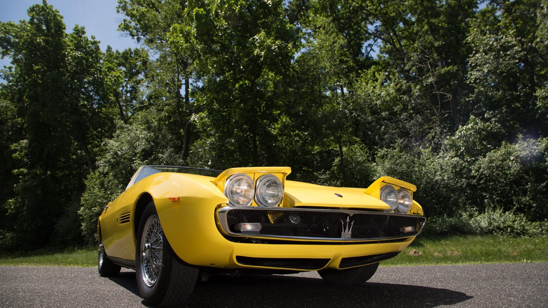 Plymouth Road Runner - HD Wallpaper 