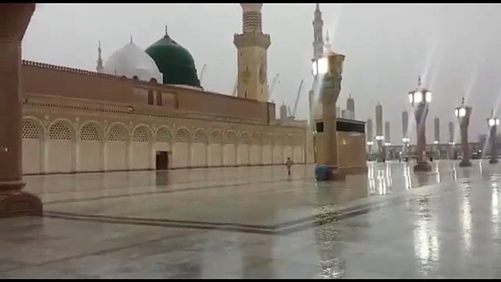 Madina Rain - HD Wallpaper 