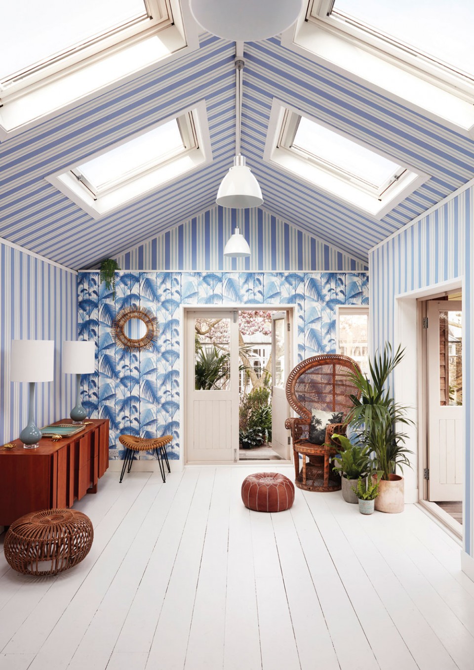 The Ultimate Guide To Wallpaper & Your Homes - Cole And Son Polo Stripe - HD Wallpaper 