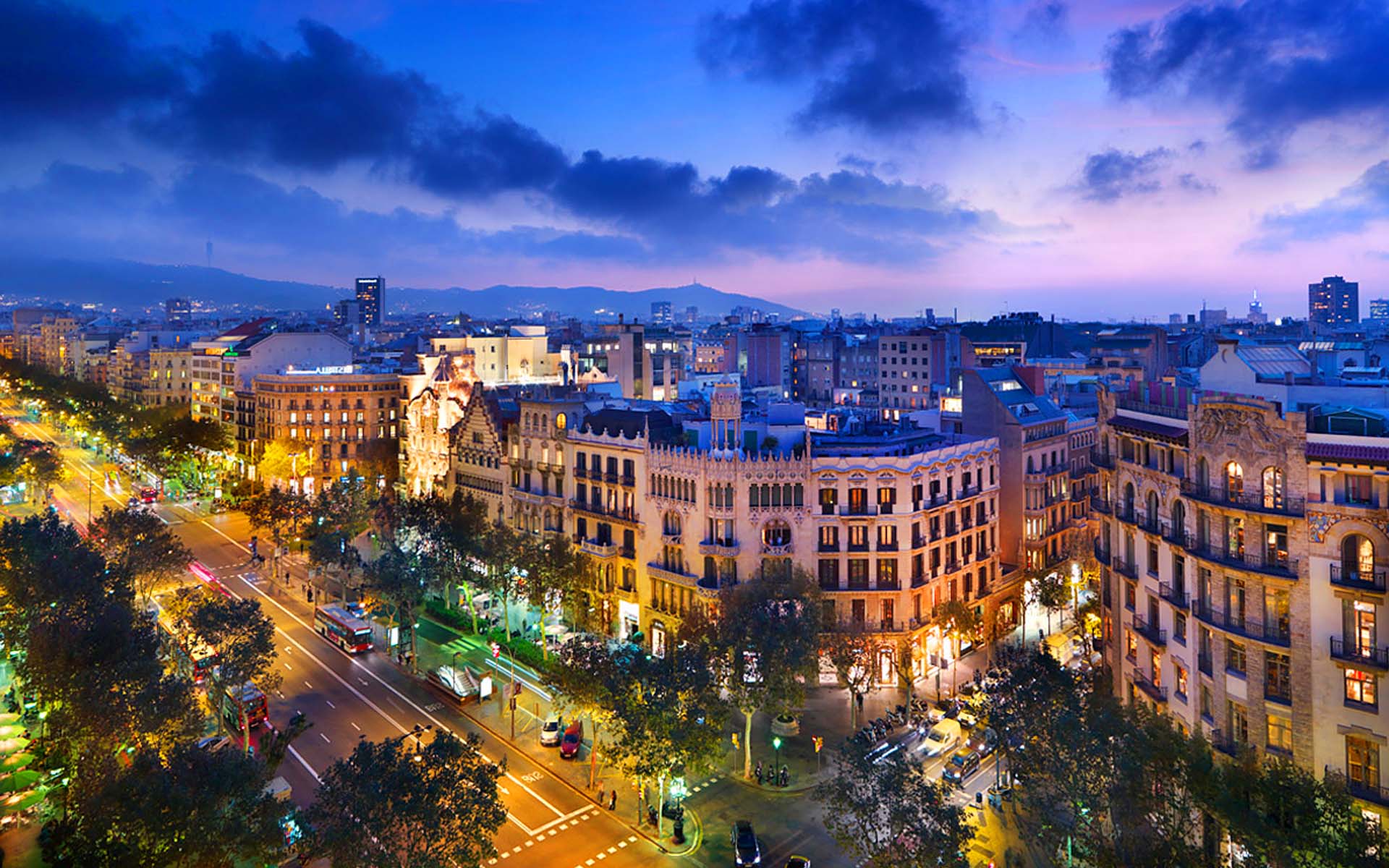 Barcelona Spain Hotels Travel Wallpaper - High Resolution Barcelona Spain - HD Wallpaper 