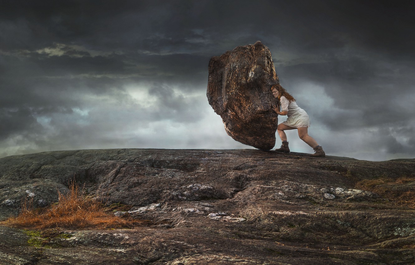 Photo Wallpaper Girl, Stone, Boulder, Hercules - Boulder - HD Wallpaper 