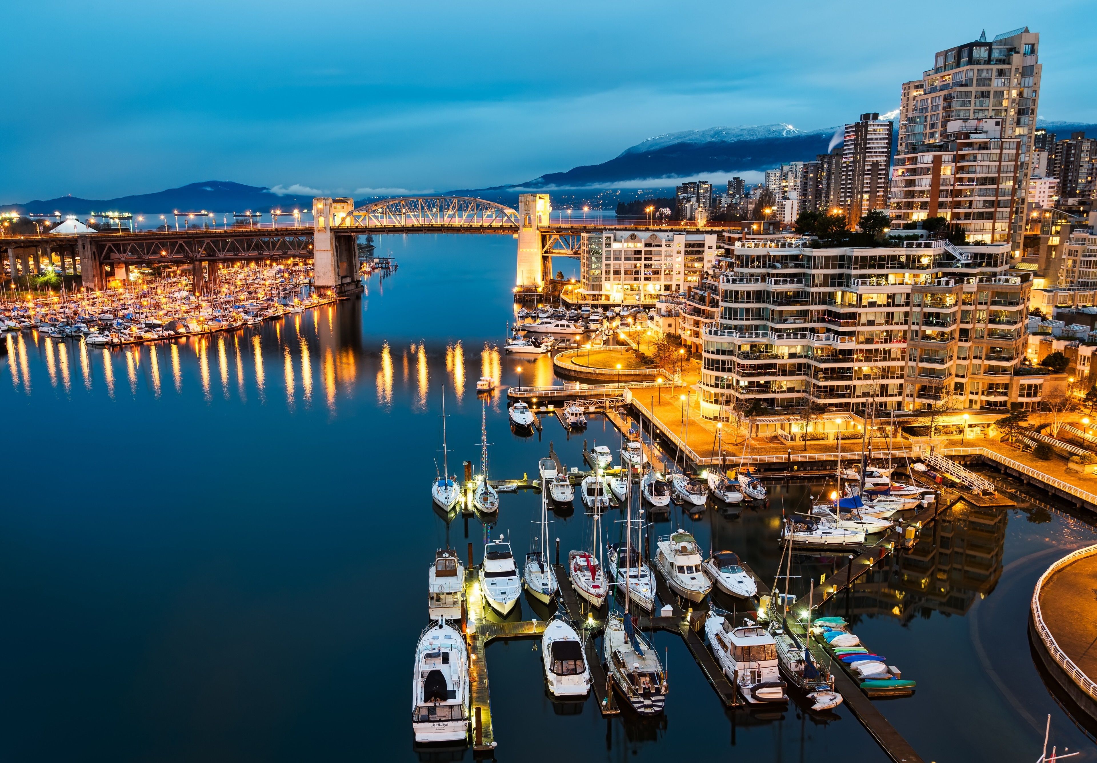 Vancouver Wallpaper Night Light - HD Wallpaper 