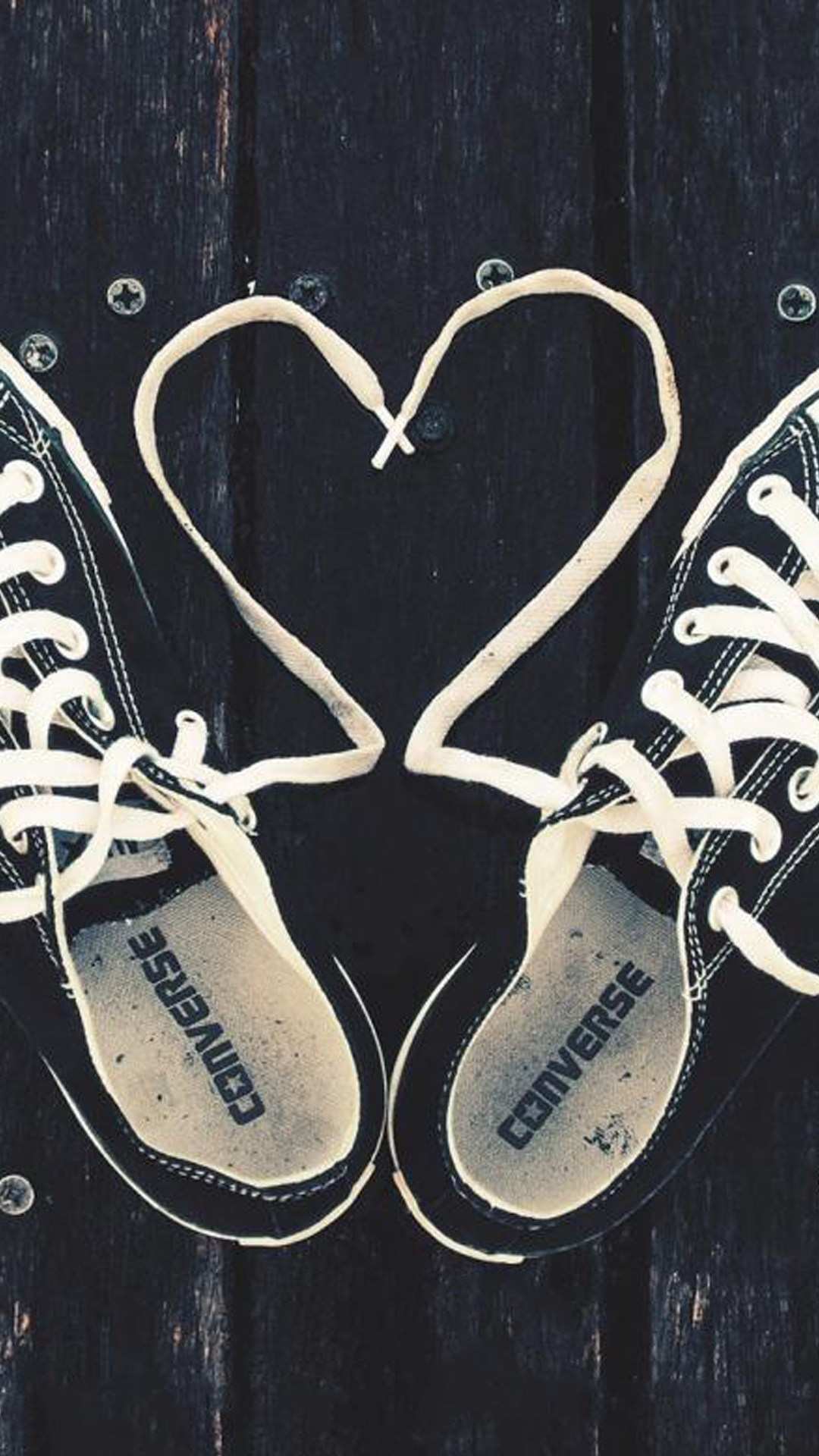 Converse Wallpaper For Iphone - HD Wallpaper 