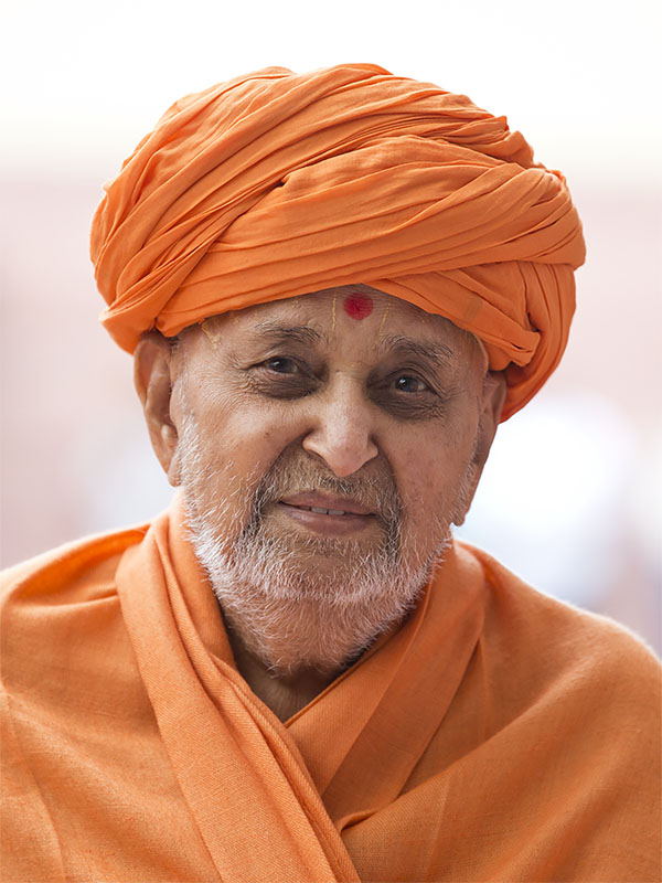 Class Img Fluid Card Img Bottom - Pramukh Swami Maharaj Hd - HD Wallpaper 