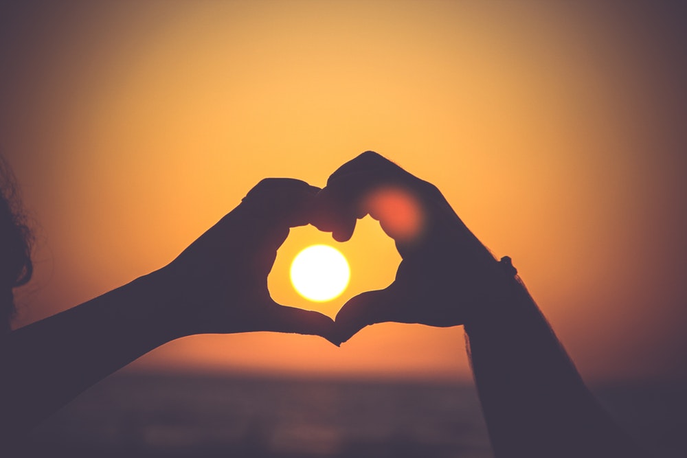 Love Wallpapers - HD Wallpaper 