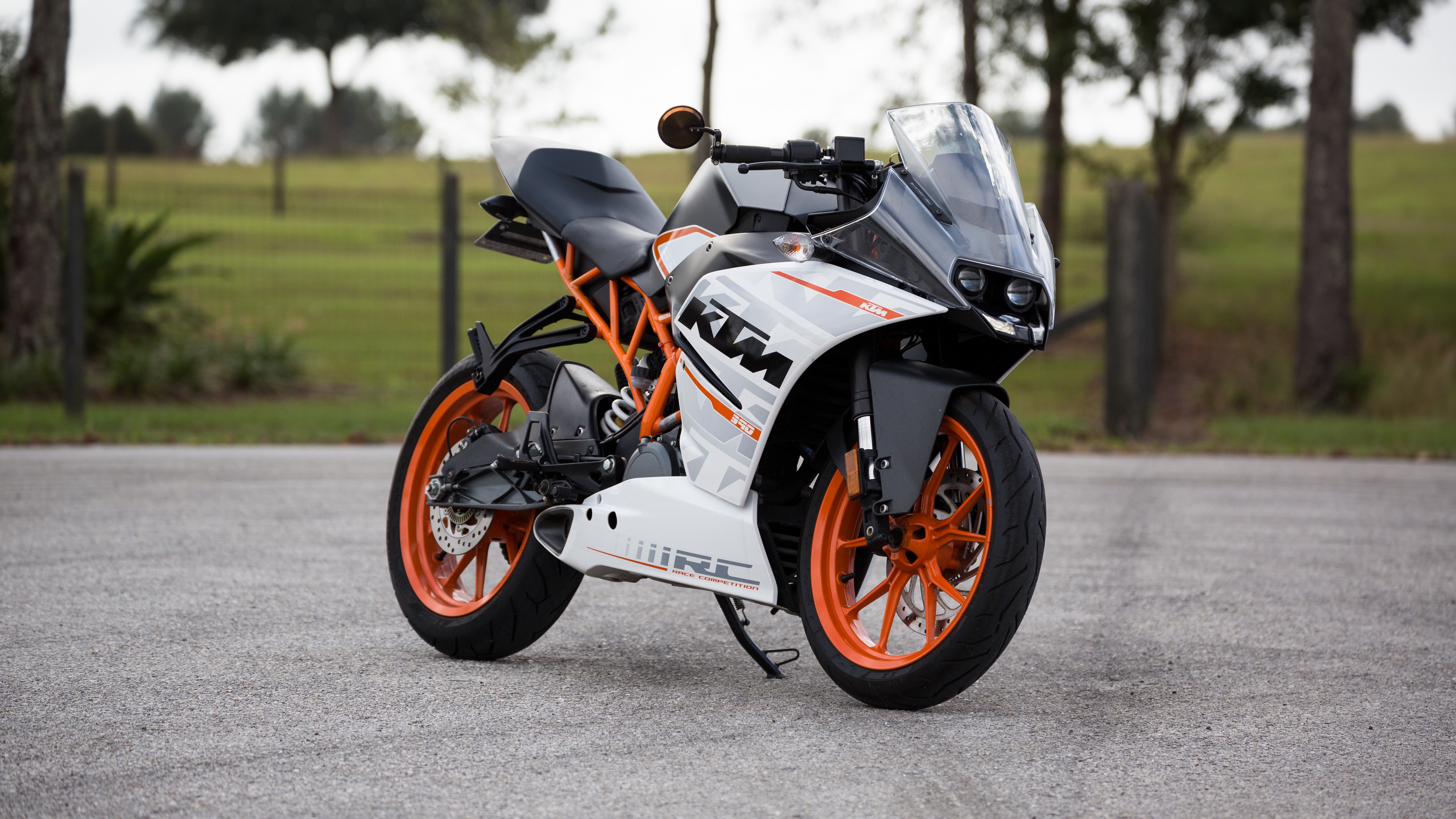 Wallpaper Ktm, Motorcycle, Side View - Best 125cc Bikes 2019 - HD Wallpaper 