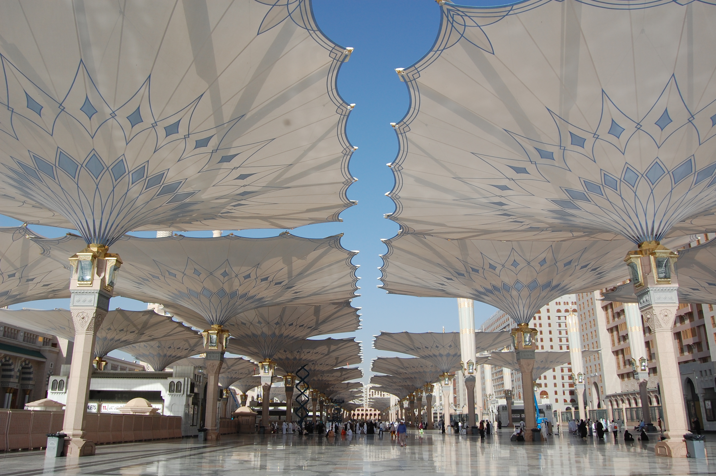 Al Masjid Al Nabawi Hd Wallpapers, Desktop Wallpaper - Masjid Al Nabawi Umbrella - HD Wallpaper 