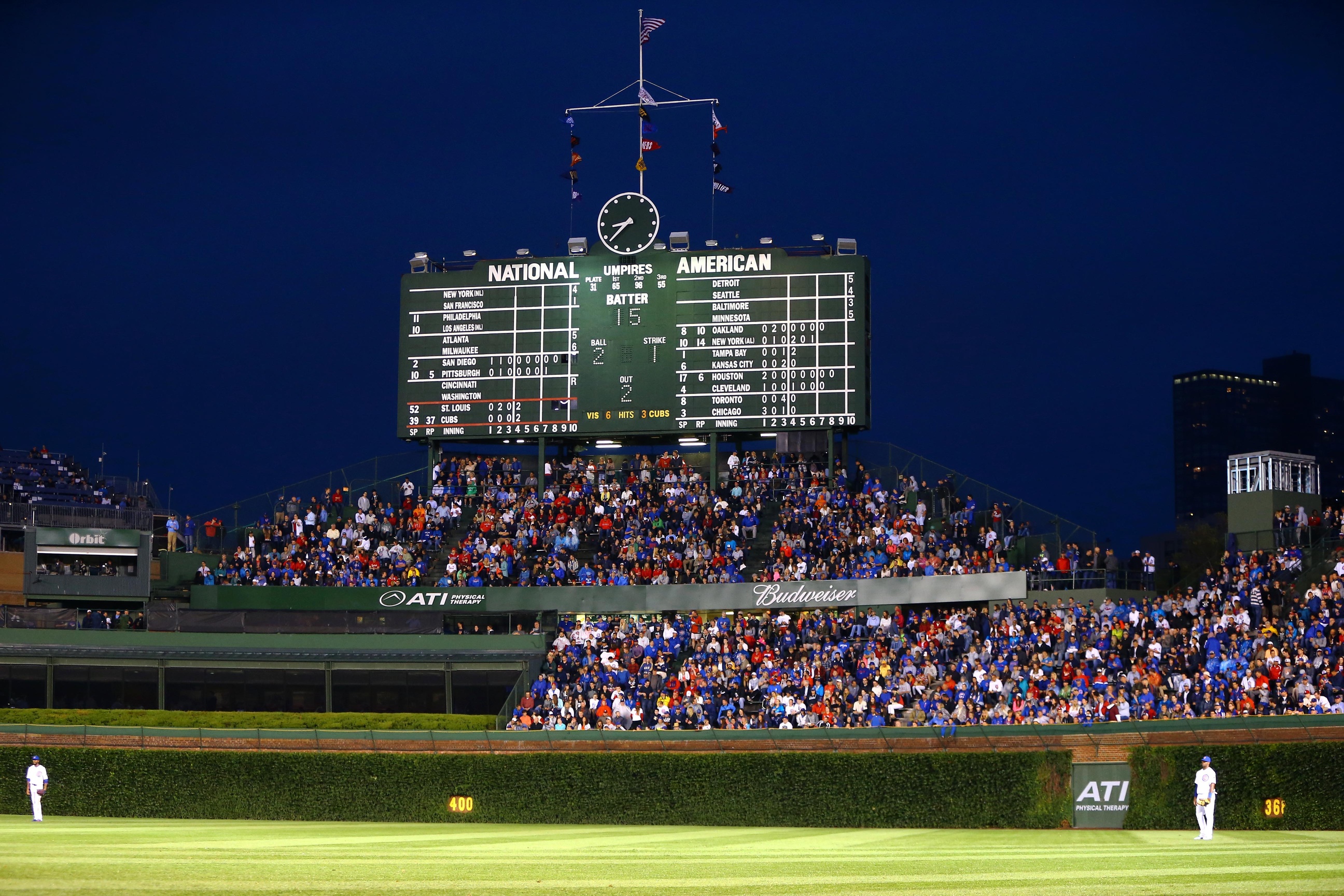 Usatsi 8751516 168382903 Lowres - Wrigley Field Scoreboard - HD Wallpaper 