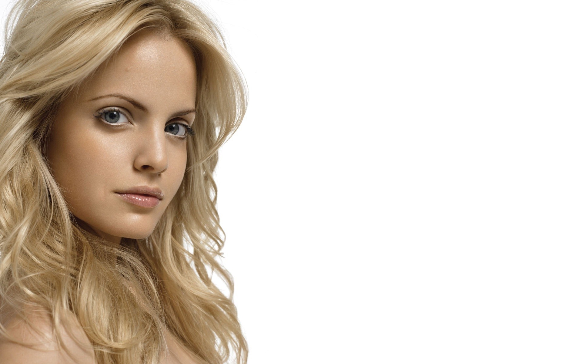 Beautiful Girl Wallpaper 1920ã1200 Beautiful Girls - Mena Suvari - HD Wallpaper 