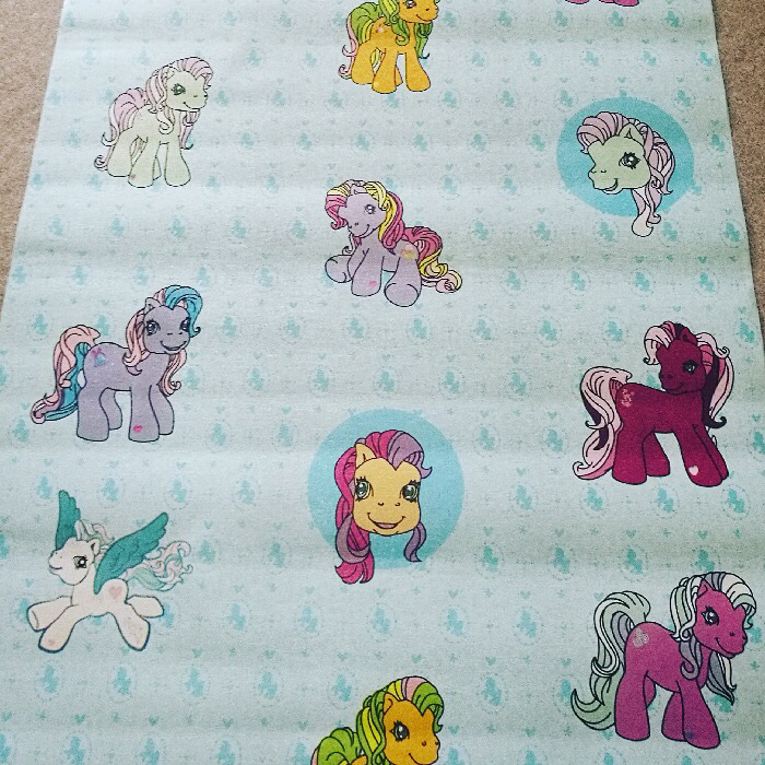 Dinding My Little Pony - HD Wallpaper 