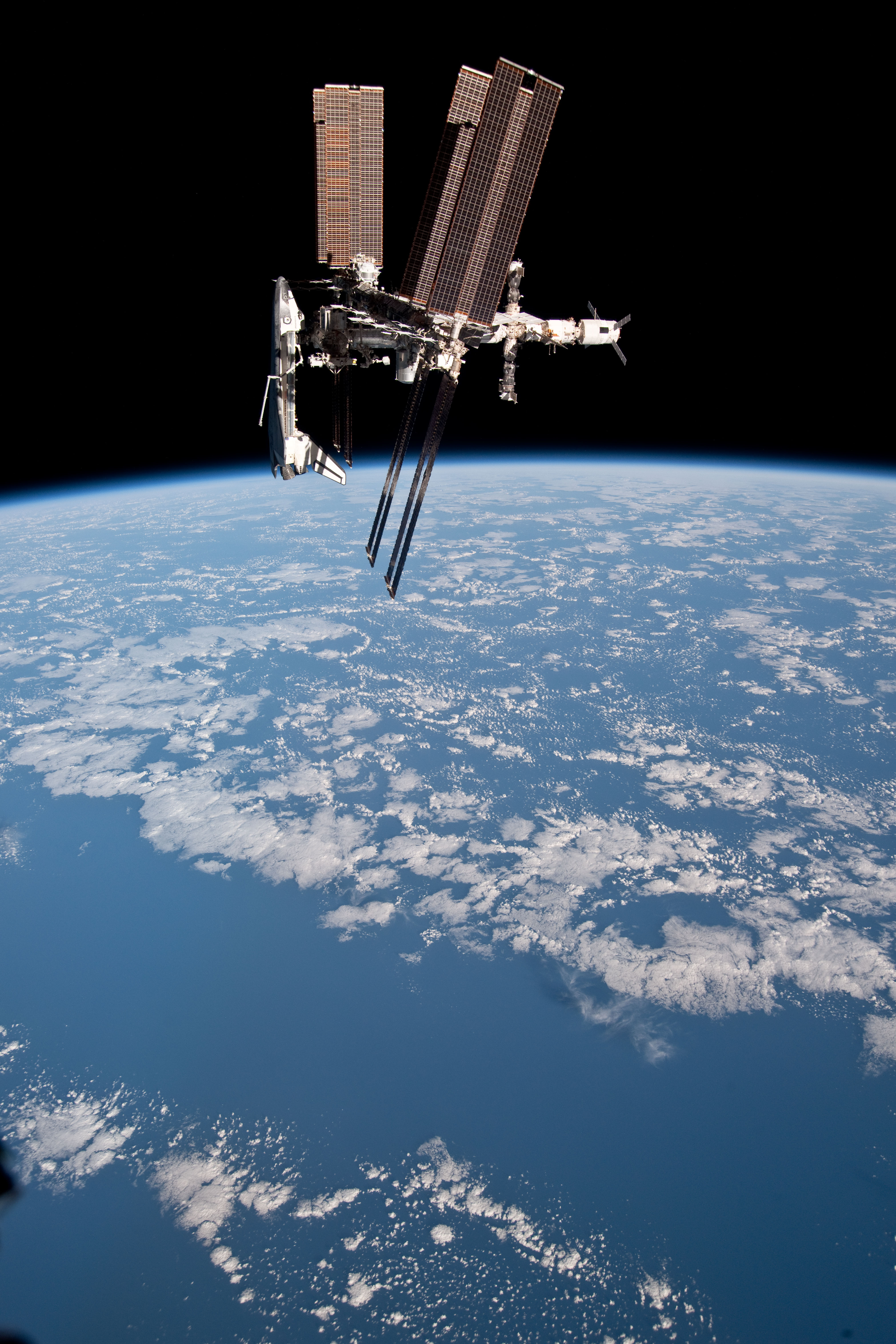 Mobile Wallpaper Iss - HD Wallpaper 