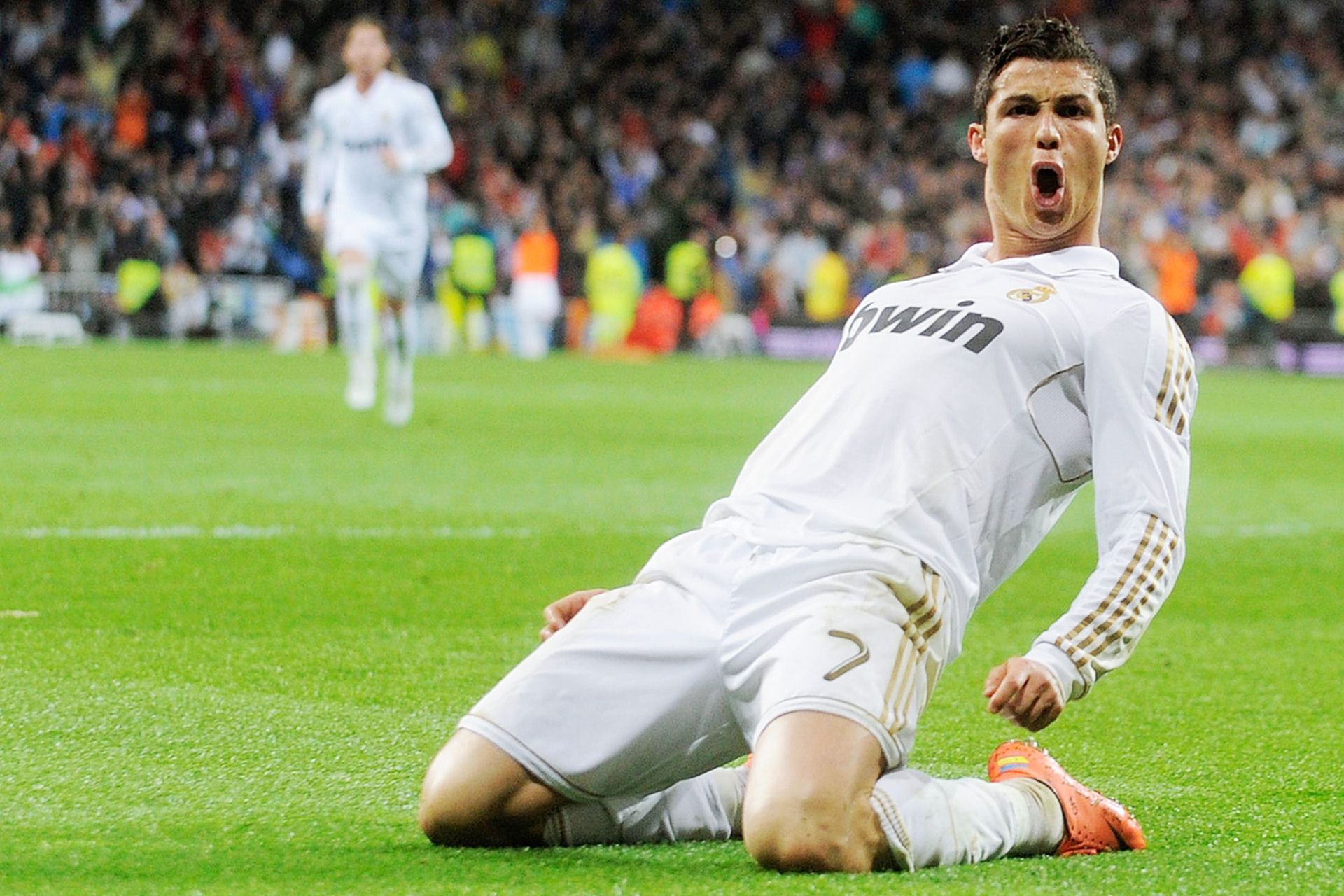 Cristiano Ronaldo Scores A Goal 1920x1280 Wallpaper Teahub io cristiano-ronaldo-scores-a-goal-1920x1280-wallpaper-teahub-io