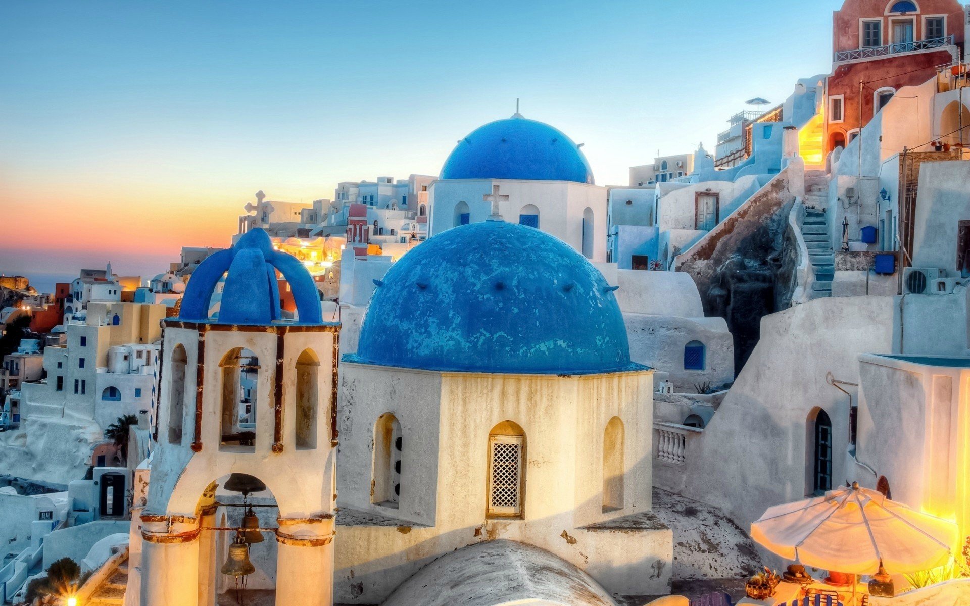 Santorini Greece 14879 Wallpaper - Blue Building In Greece - HD Wallpaper 