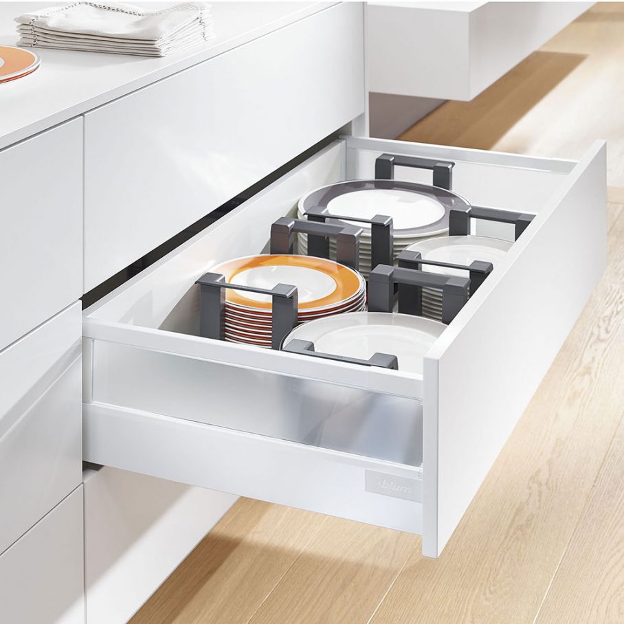 Metal Wall Plate Holder Hangers Argos Candle - Blum Orgaline Plate Holder - HD Wallpaper 