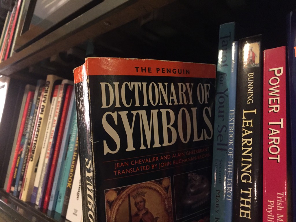 Dictionary Of Symbols Jc Cirlot - HD Wallpaper 