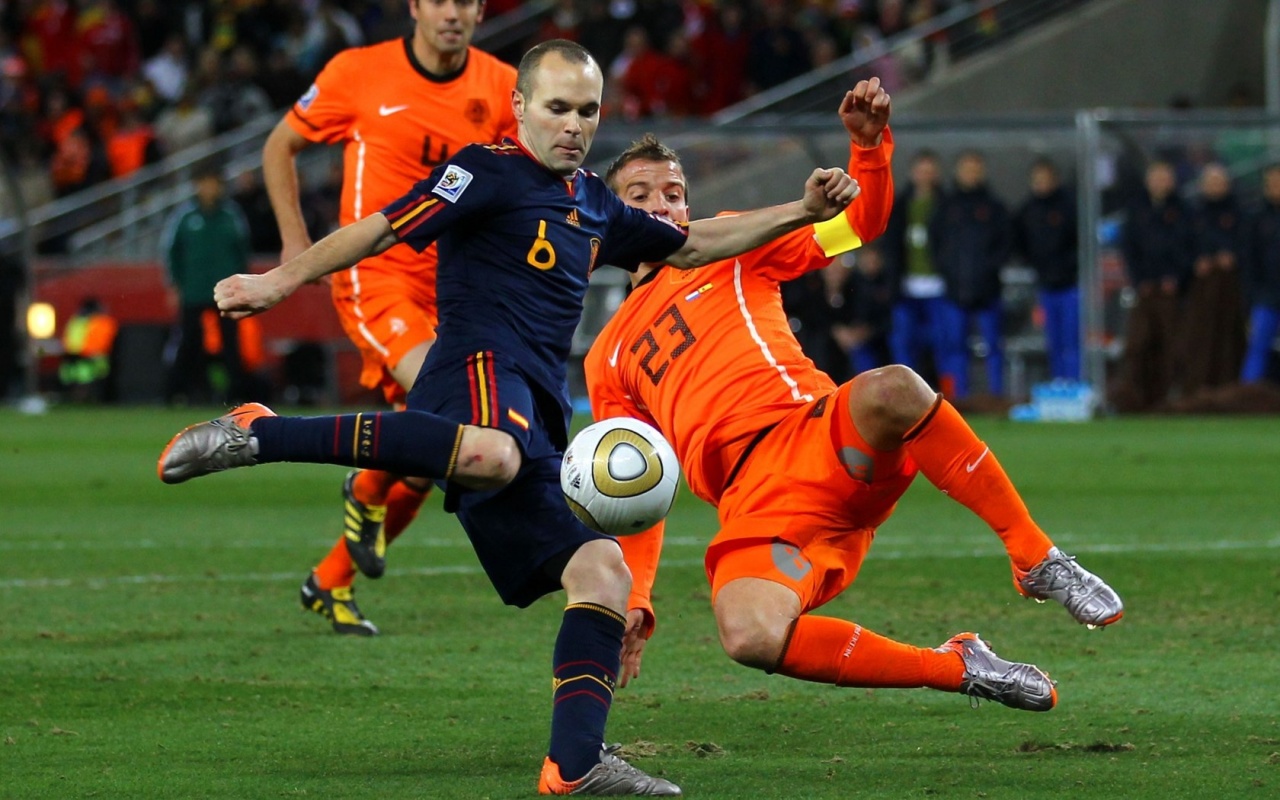 Andres Iniesta World Cup - Iniesta Spain Goal - HD Wallpaper 