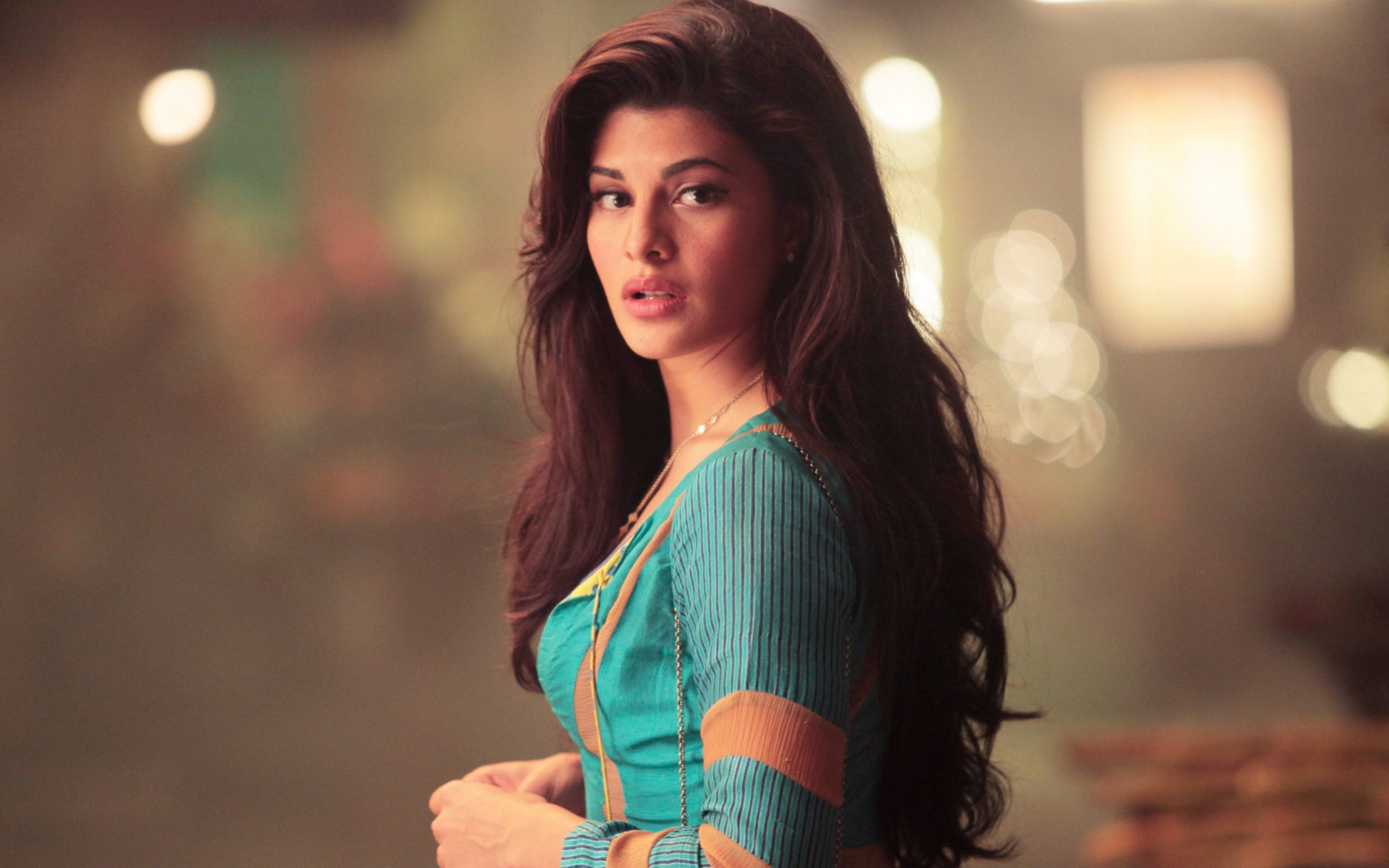 Jacqueline Fernandez Photos Hd - HD Wallpaper 