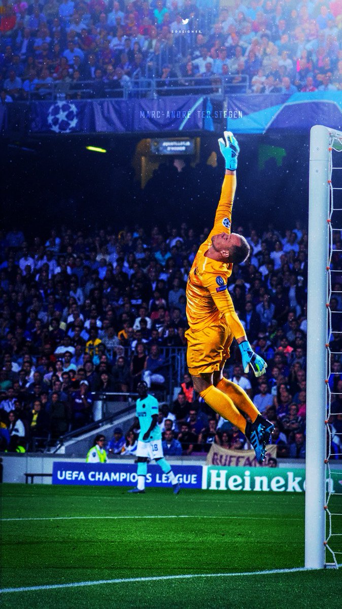 Kick Up A Soccer Ball - HD Wallpaper 